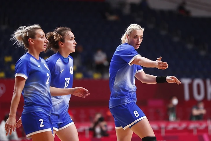 С Надеждой. "Важно не реагировать на прежние осечки равнодушно, что и подтвердил Шишкарев", изображение №1