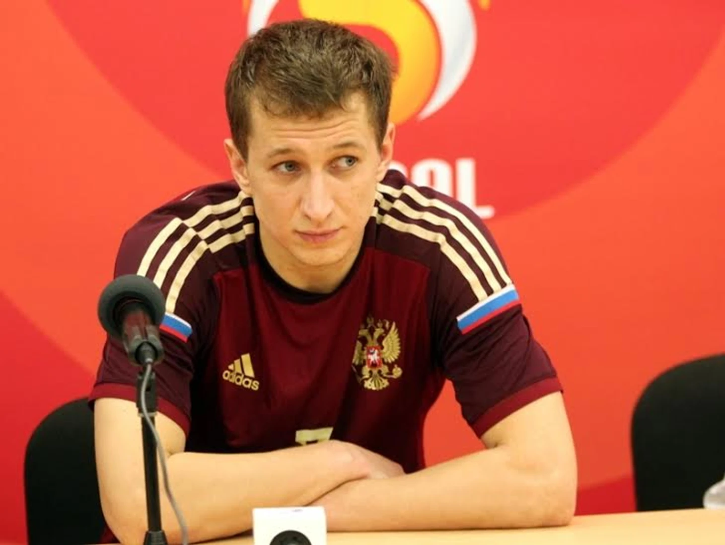 https://photobooth.cdn.sports.ru/preset/post/1/1f/4dc8ed5964224955a9717e82d968d.jpeg