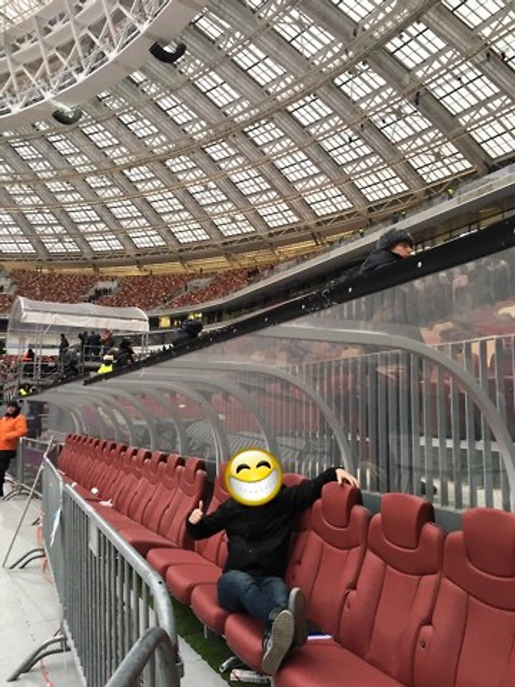 На скамейке запасных