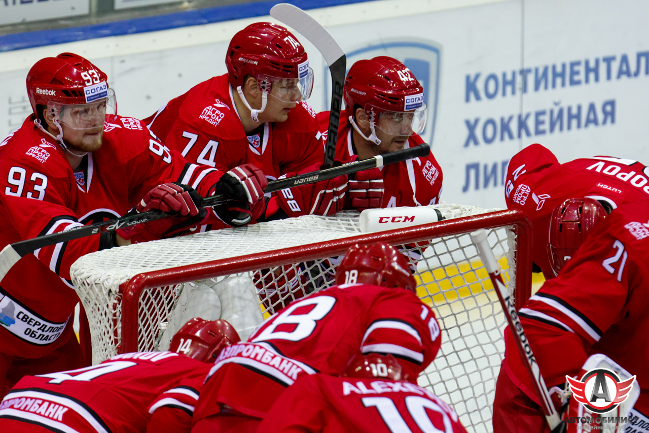 Сколько можно это терпеть? Автомобилист разгромно проиграл СКА и продлил свою серию поражений до 10 матчей