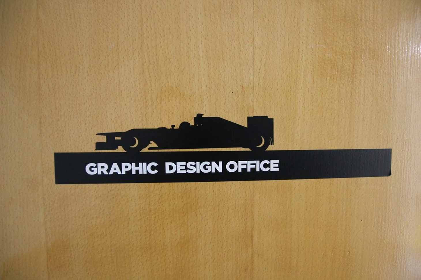 ф1