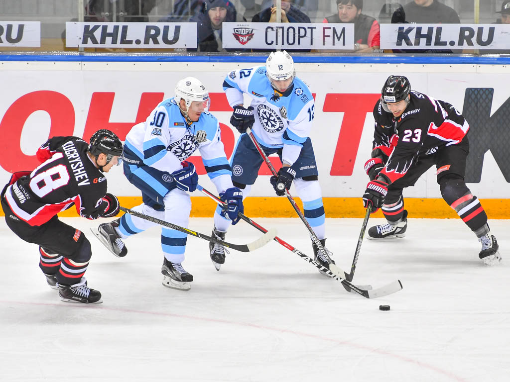 Авангард - Сибирь. Без неожиданностей