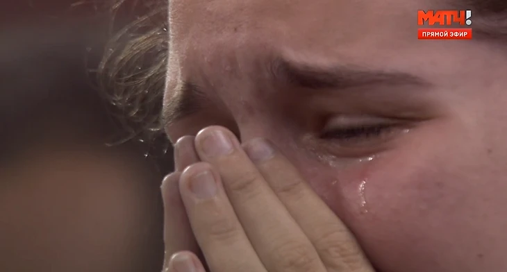 слезы после финала