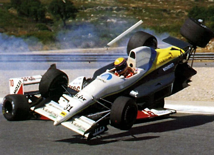 Столкновение Сенны и Мэнселла