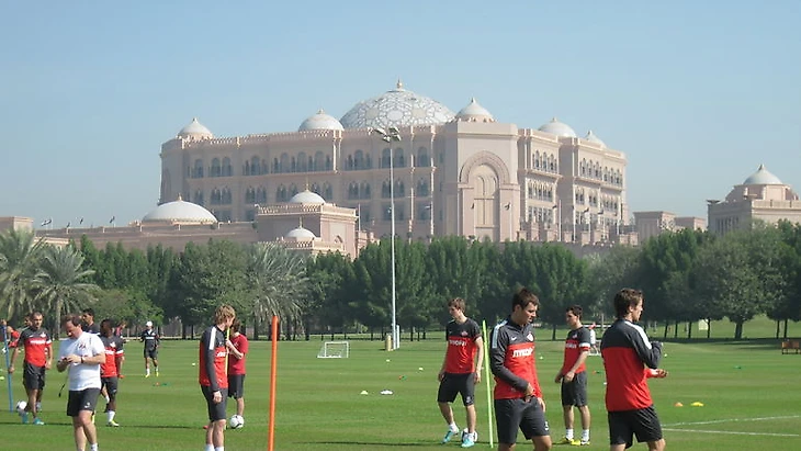 Тренировка &quout;Спартака&quout; в Emirates Palace. Фото &quout;СЭ&quout;