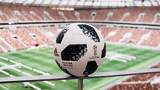 Чемпионат Мира 2018: прогнозы и ставки на первые 2 матча 1/4 финала (с ретро фото!)