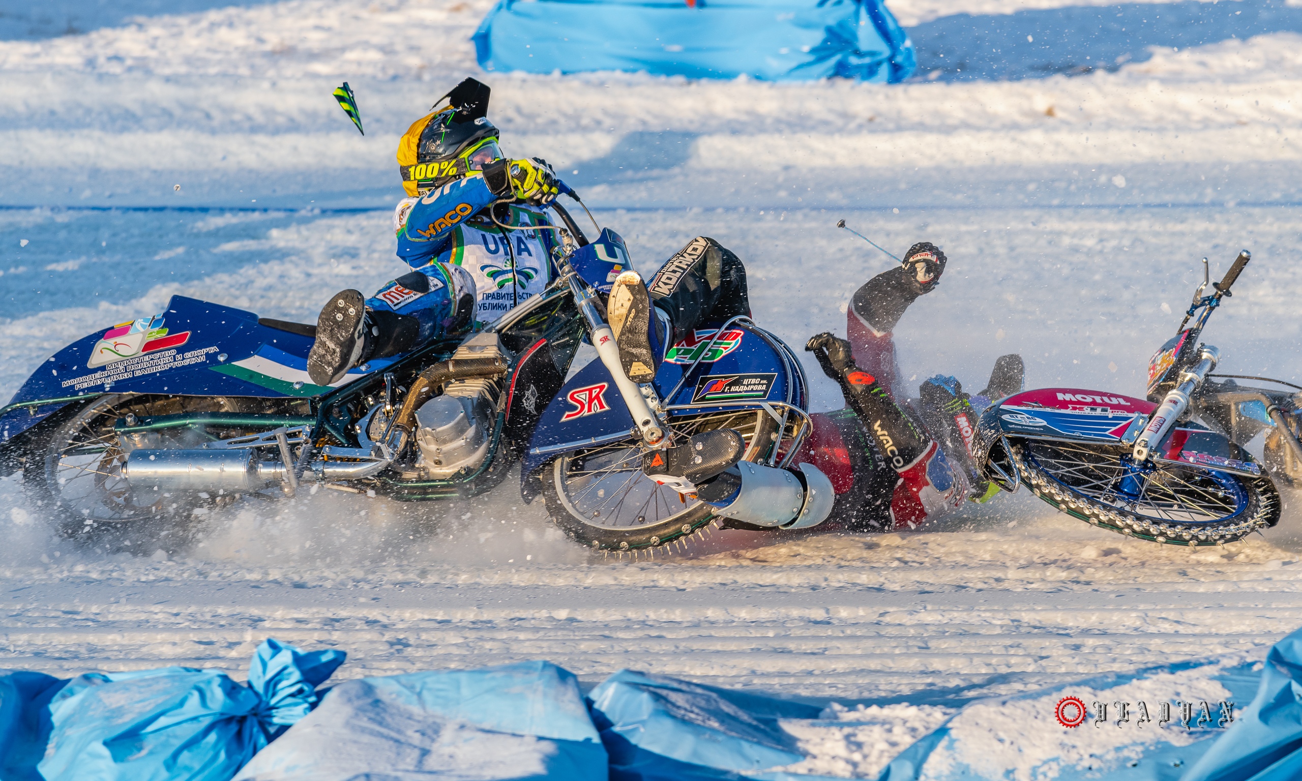 Мотогонки на льду - суровый спорт
