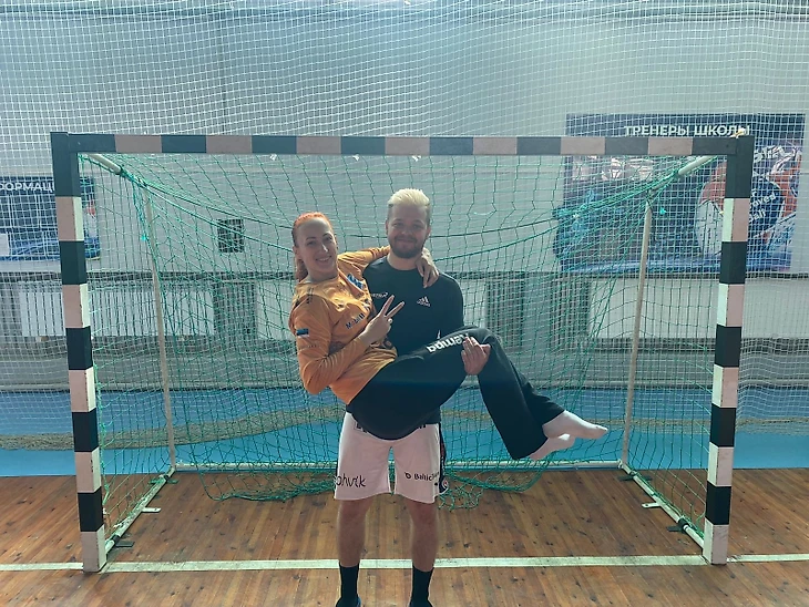 С женой Еленой