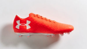 kickster_ru_underarmour_clutchfit_coral_02