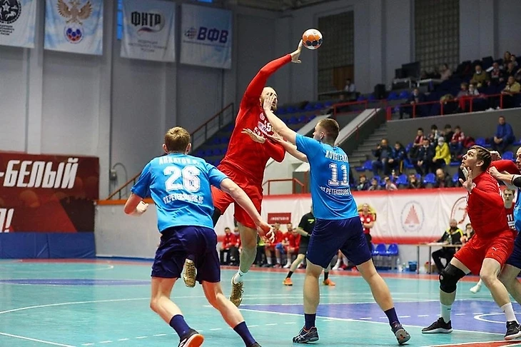 Чемпионат России. На первый-пятый рассчитались. Впереди разборки под девизом "В Чехов не хотим", изображение №6