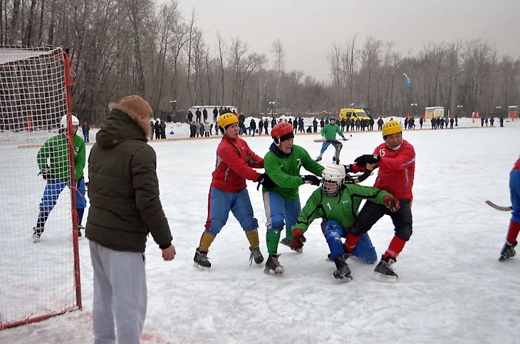 Хоккей с мячом в Туве