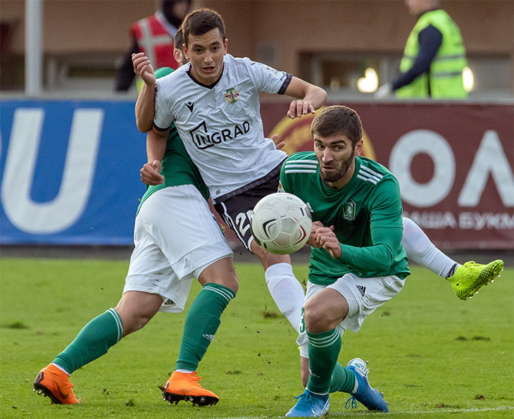 Команды-побратимы. В воскресенье в ФНЛ сыграют «Торпедо» и «Томь», которые часто менялись игроками и тренерами