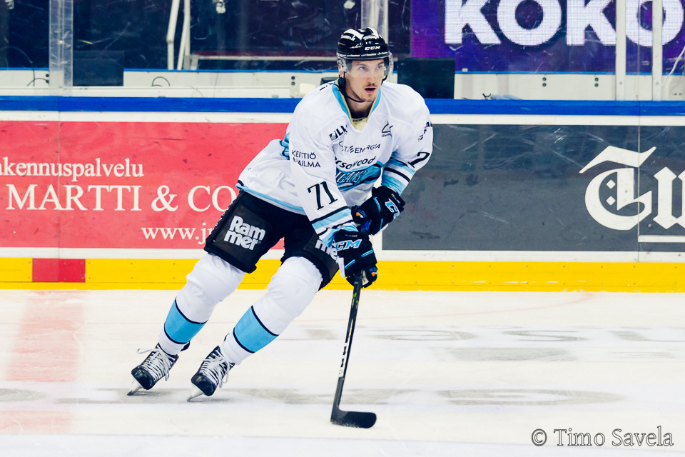 Лучшие в своем деле. 5 крутых хоккеистов из самых неожиданных стран