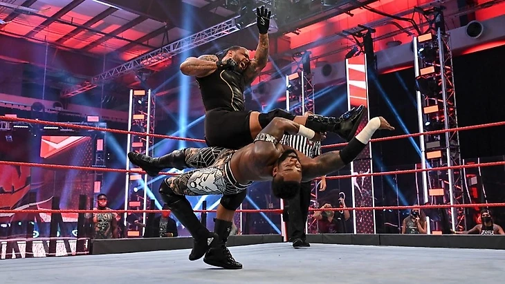 Обзор WWE Monday Night RAW 20.07.2020, изображение №8