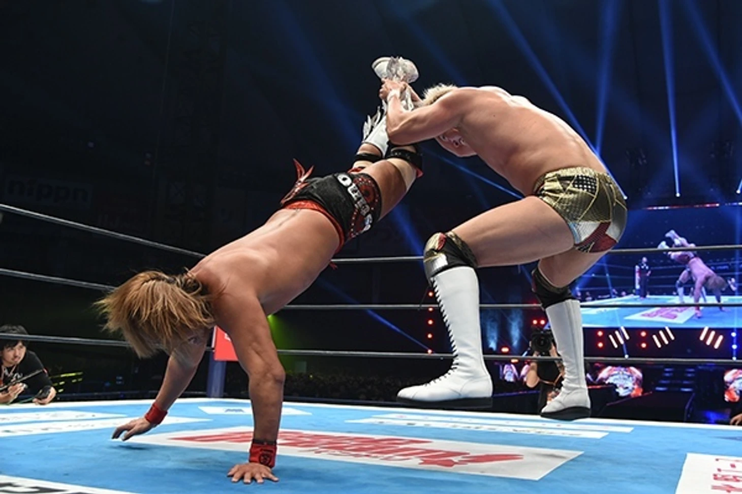 Обзор 2-го дня NJPW Wrestle Kingdom 14, изображение №27
