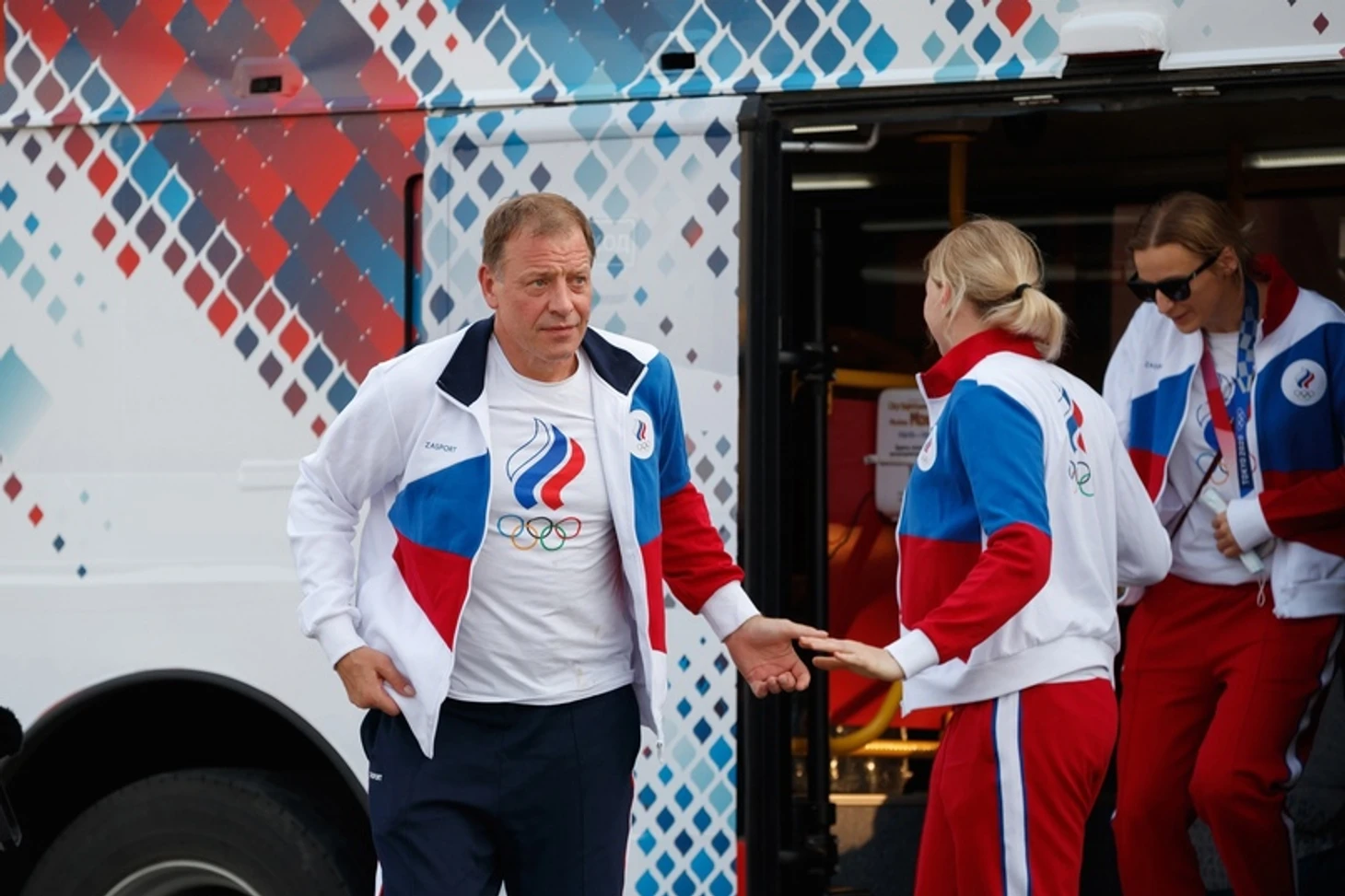 Алексей Алексеев: &quout;Как джентльмен где-то дамам могу и уступить. Возможно, кто-то этим и пользуется…&quout;, изображение №1