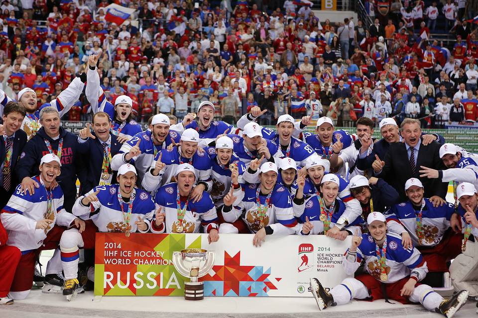 Россия не на ЧМ, поэтому вспомним тот пока что последний чемпионский состав 2014 года