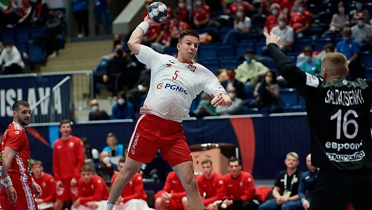 ЧЕ-2022. Тысяча несчастий. Самый провальный матч и худший топ-турнир белорусов в эпоху Шевцова, изображение №2