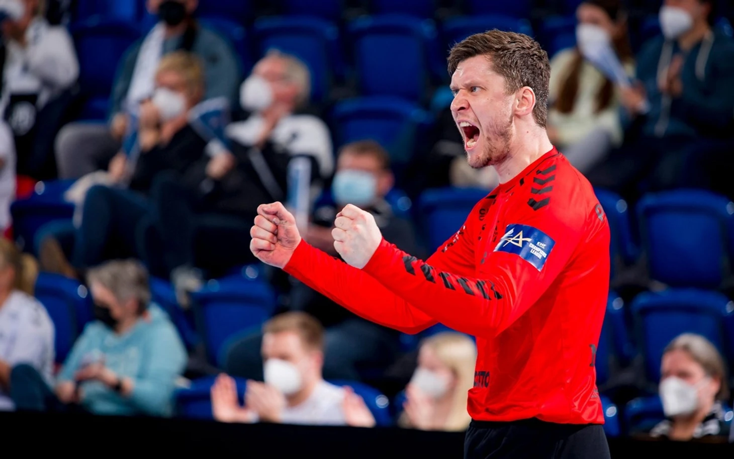 Лига чемпионов. "Мотор" неудачно начал выездную серию. Давид Давис выиграл и балканское дерби!, изображение №6