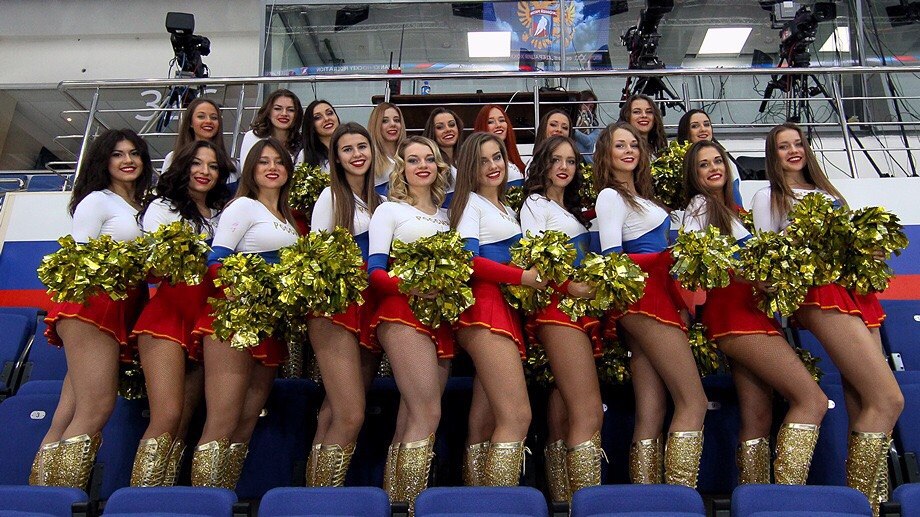 «Сестры» о стереотипах и хоккее