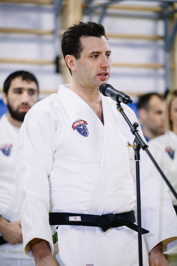 Главный человек российского хоккея не в себе