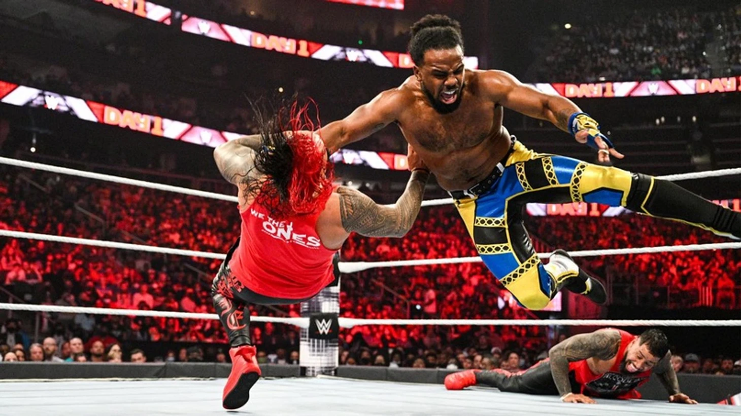 Обзор WWE Day 1, изображение №5
