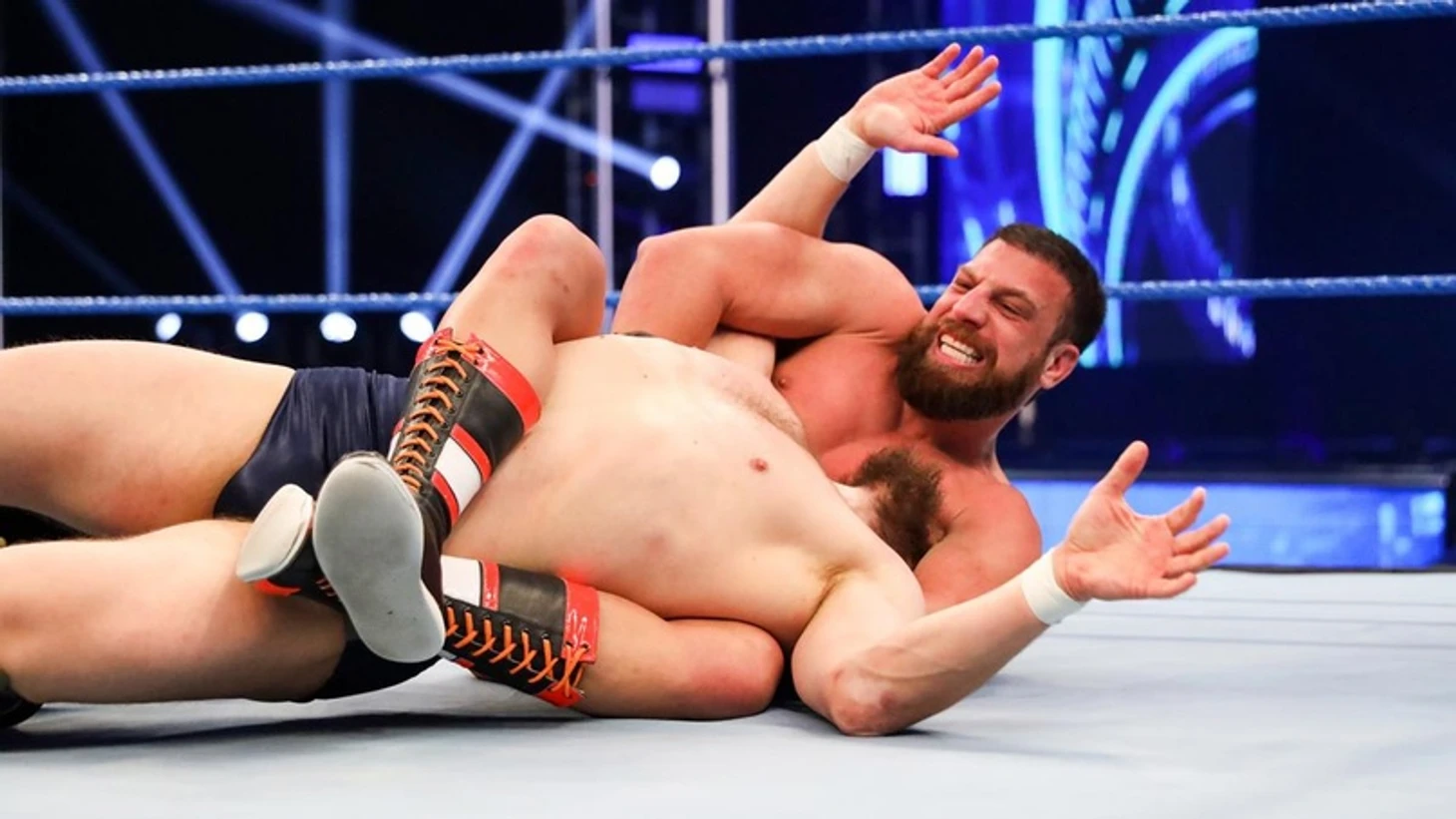 Обзор WWE Friday Night Smackdown 15.05.2020, изображение №19