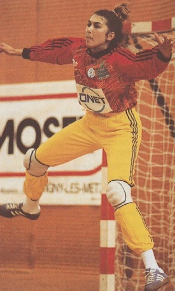 "Трефилова и Крюмбольца различает лишь гражданство". Ирина Попова — одна из первых советских легионерок, изображение №2