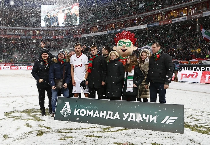 «Задолбали, забейте уже кто-нибудь!» Сходить на российский футбол в минус 10 и не умереть