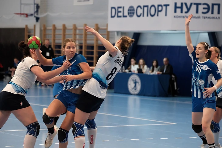 Кубок России. В гостях — как дома: Дяченко и Качаева стояли стеной, но в топ-4 шагнула "Звезда", изображение №1