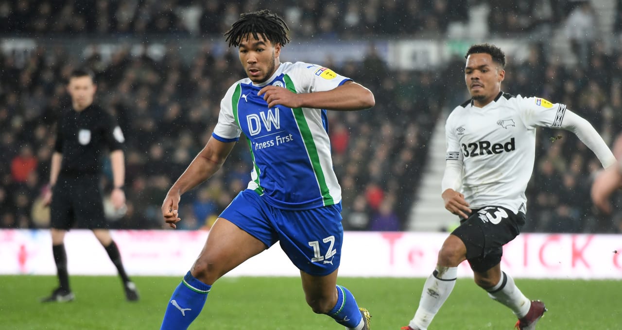 Рис Джеймс – в сборной Чемпионшипа