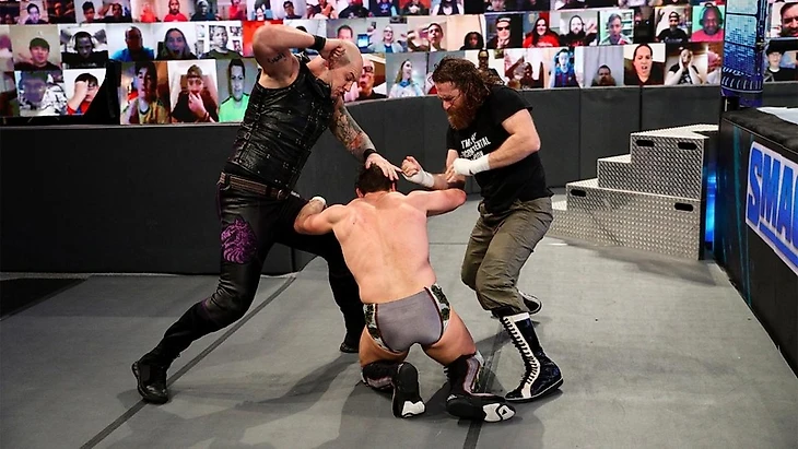 Обзор WWE Friday Night Smackdown 12.02.2021, изображение №26