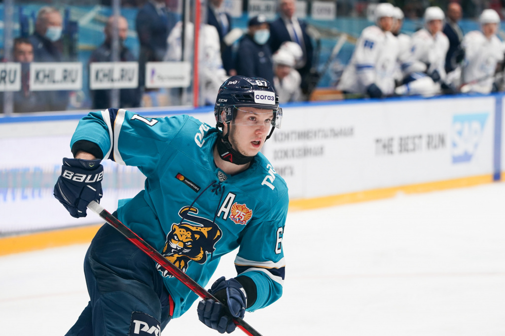 АМИР ГАРАЕВ: «ПЕРЕД МАТЧЕМ СТАРАЮСЬ НЕ РАСПЛЁСКИВАТЬ ЭМОЦИИ»