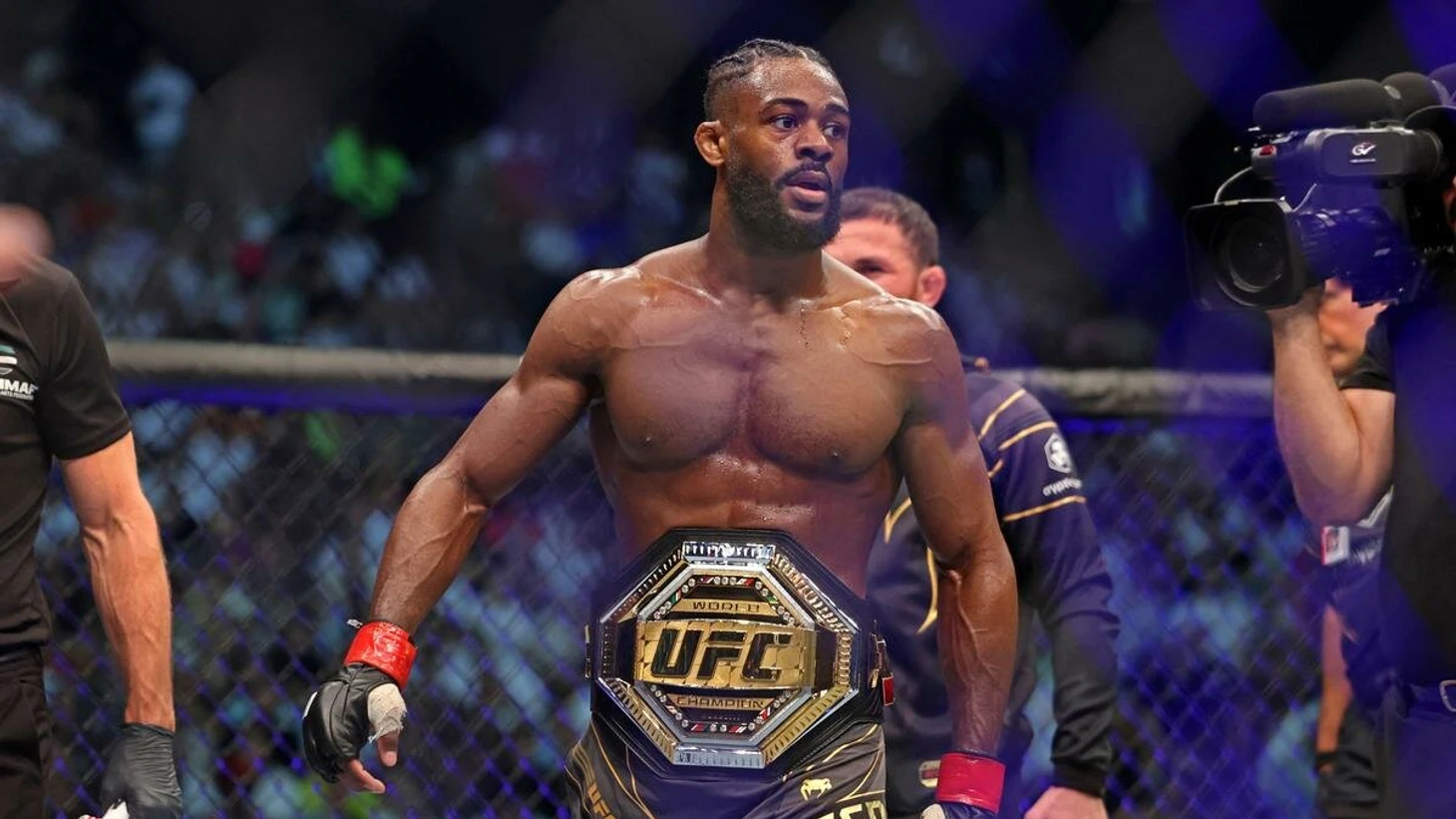 Стерлинг защитил пояс в легчайшем весе на UFC 280