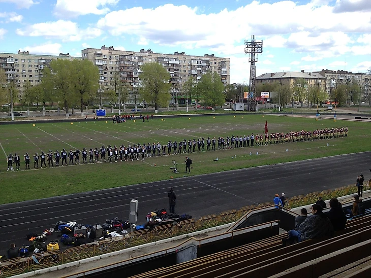 И это еще не влезло три игрока Патриотов.