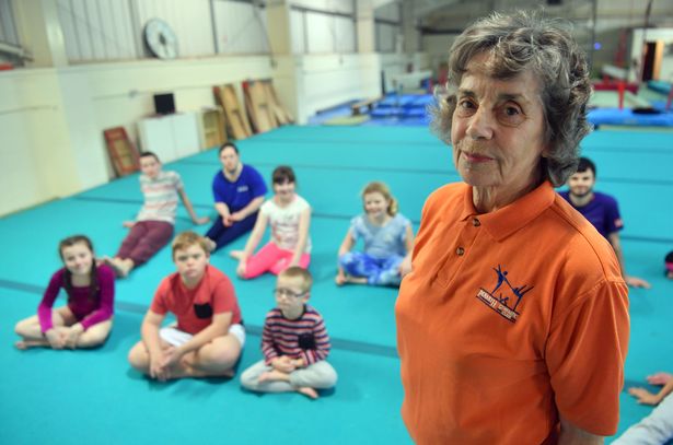 Гвинед Лингард на работе в «The Penarth Gymnastic Club». Фото: WalesOnline 