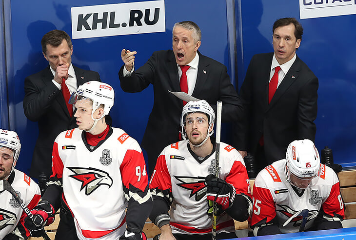 От «Авангарда» ждали кубка, а он вылетел в первом раунде. Все, Хартли нужно увольнять?