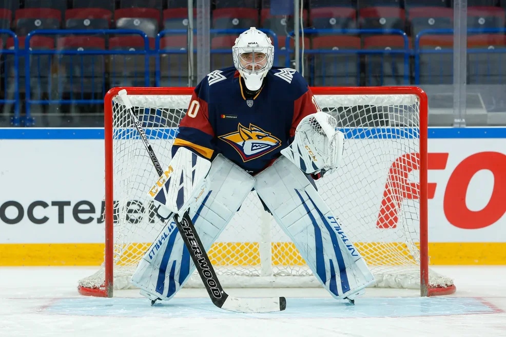 Ни слова о хоккее: вратарь «Металлурга» Станислав Галимов — о книгах, кино, музыке и автомобилях