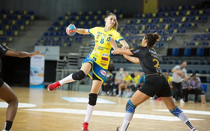 Звонок звезде. Чамила Мичиевич из Меца: "Ростов" — сильный соперник. Мне нравится, как он играет", изображение №1