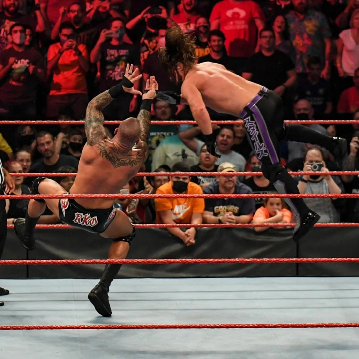 Обзор WWE Monday Night RAW 09.08.2021, изображение №29
