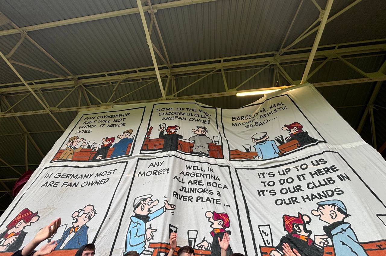 Перф фанатов «Мотеруэлла» на тему возможности управления клубом самими болельщиками, исполненный в стилистике комикса Andy Capp