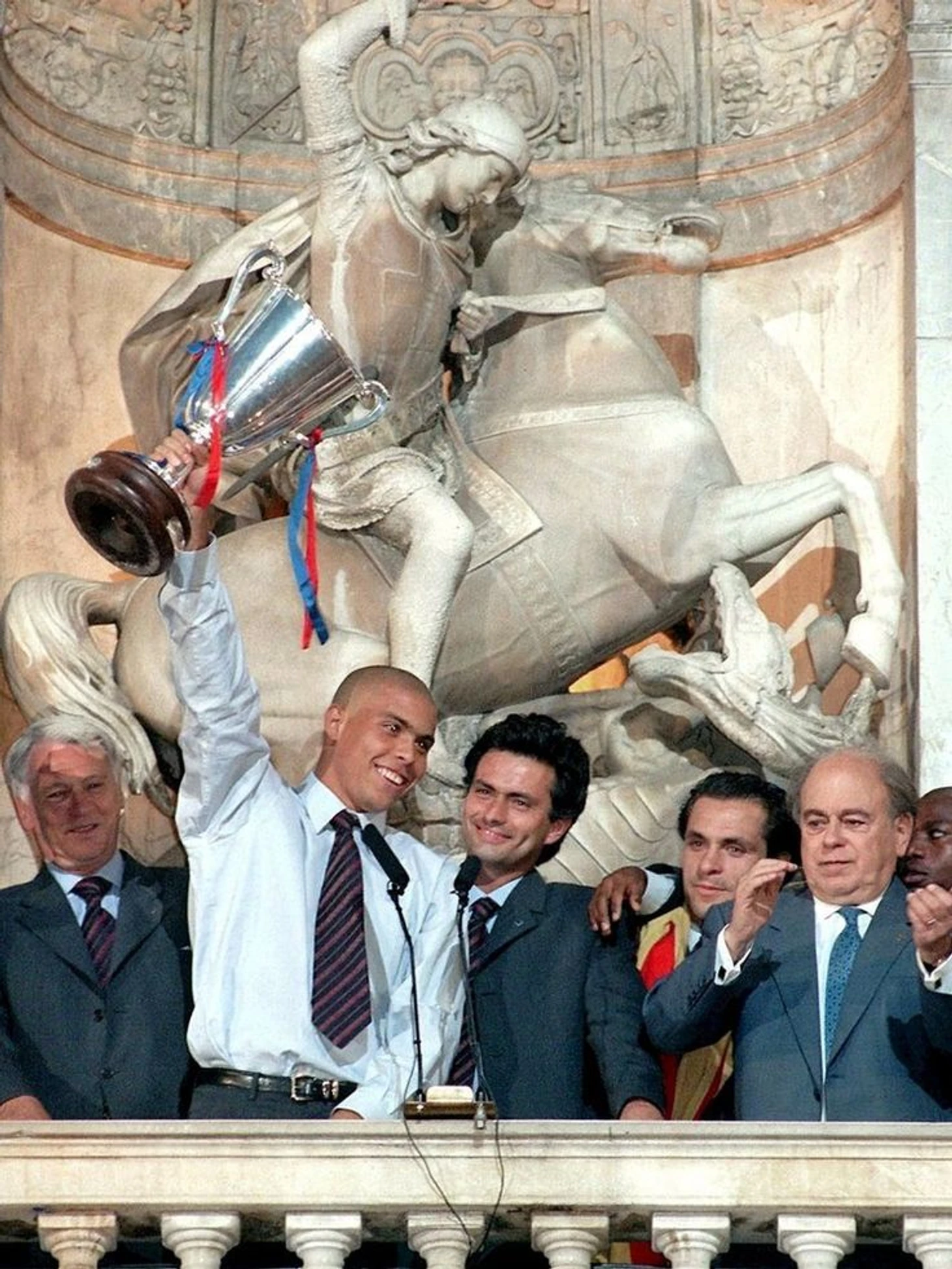 Картинки по запросу финал кубка кубков 1997