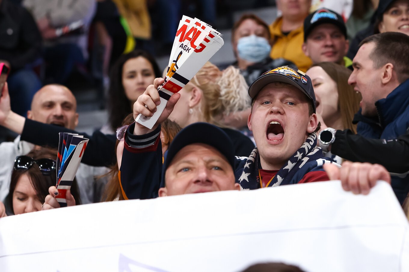 Магнитогорск давил ЦСКА шумом и свистом, не хватило совсем чуть-чуть. Репортаж, который мог стать чемпионским