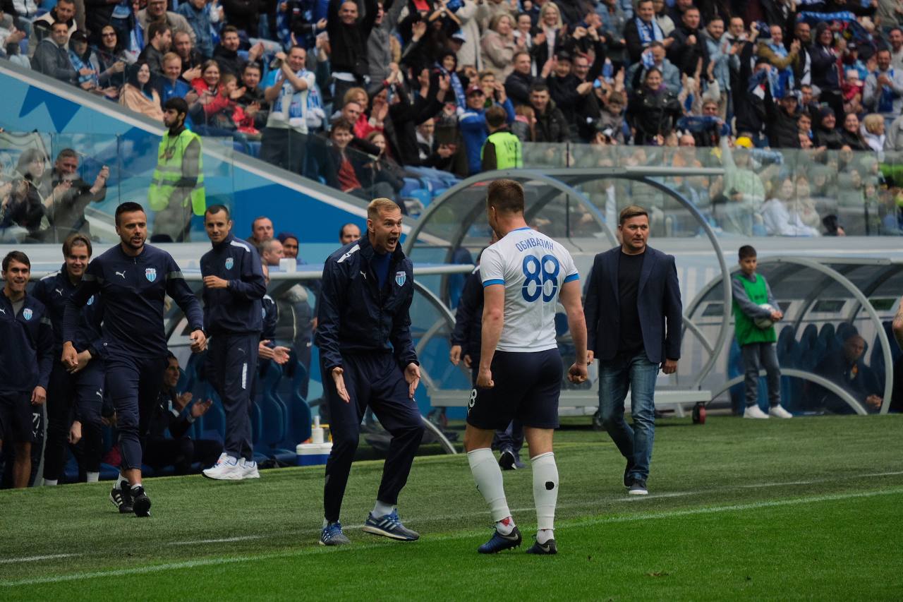 Борьба за вторую строчку