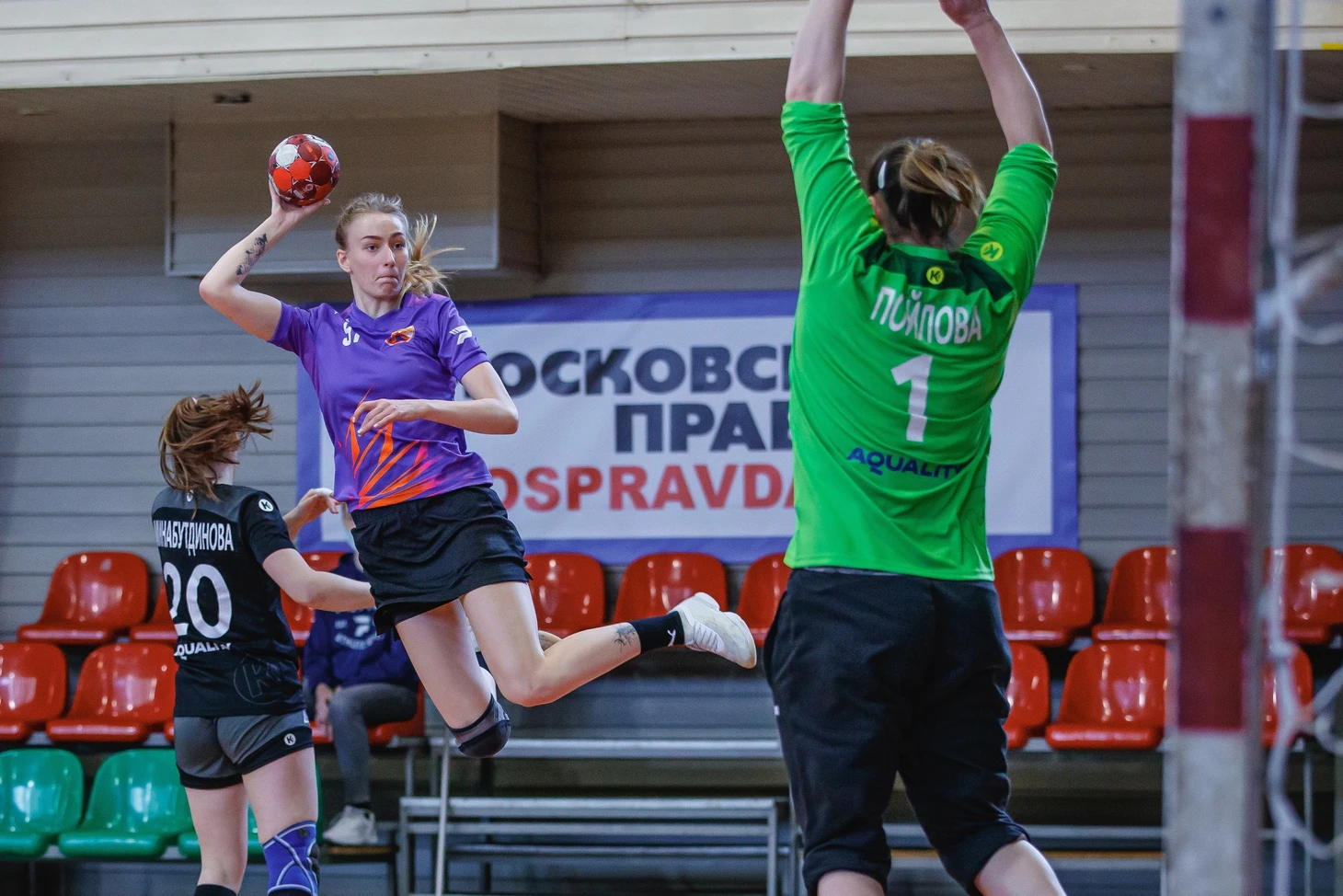 Чемпионат России. Группа "Б". Волгоградки уже точно первые, уфимки — последние. А кто между ними?, изображение №6