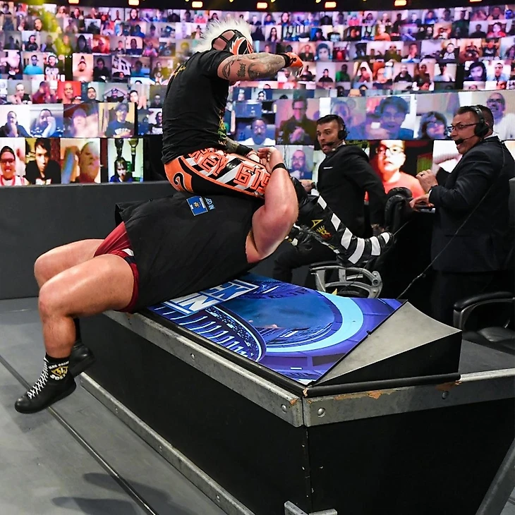 Обзор WWE Friday Night Smackdown 05.03.2021, изображение №12