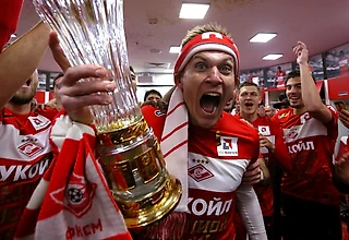 Под что танцевал чемпионский состав «Спартака» 2001 года, и под что должен танцевать нынешний?