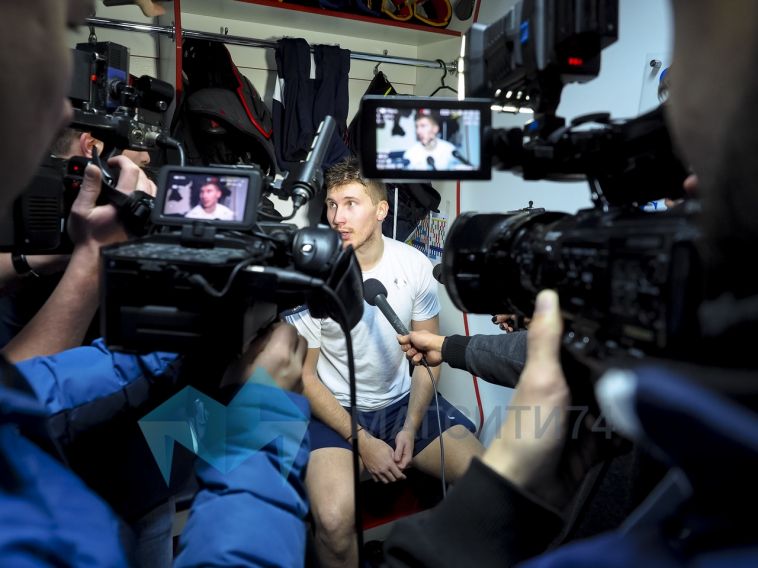 Роман Любимов: «Хорошо, что в первом периоде вовремя проснулись и не дали сопернику уйти в отрыв»