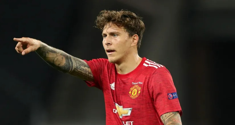 Манчестер Юнайтед, Виктор Линделеф