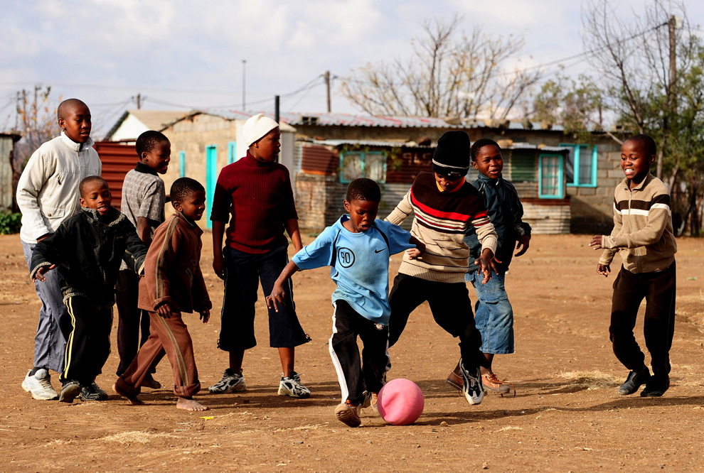300 млн африканцев регулярно следят за трансляциями АПЛ – на континенте настоящий культ футбола